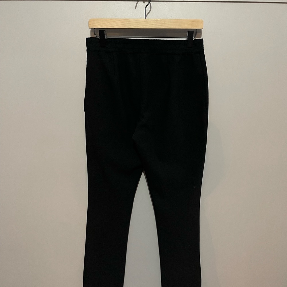 Kate Spade black pants, side zip lovely gold detail
